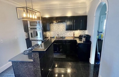 Kings Grant House | Pilot’s Pad