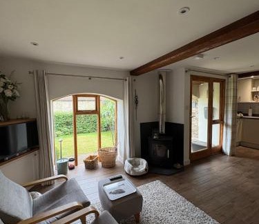 Honiton House | Pilsbury Cottage