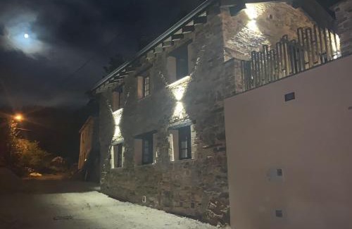 San Tirso de Abres House | PiluPeta Casa de Aldea
