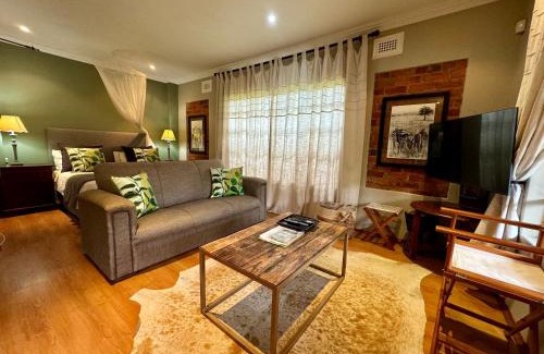 Vryheid Villa | Pin Oak Cottage