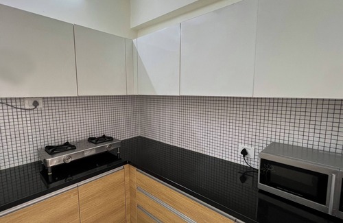 Malad East Apartment | Pinaki Comfort Stay Malad - Near Nesco & Oberoi Mall