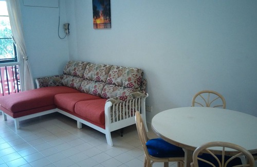 Batu Ferringhi Apartment | Pinang Beach Apartment @ Bayu Emas
