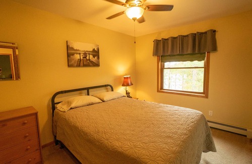 Land O Lakes Cabin | Pine Bluff Cottage (Unit 1)