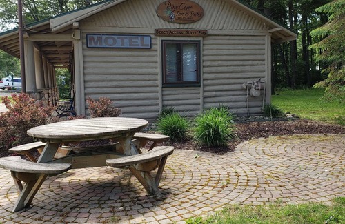 Gaylord House | Pine Cone Inn - Room M9 with 2 Double beds located across from Otsego Lake.