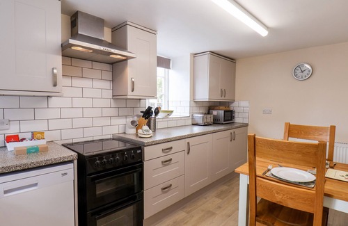 Snainton Cottage | PINE COTTAGE, pet friendly, country holiday cottage in Snainton