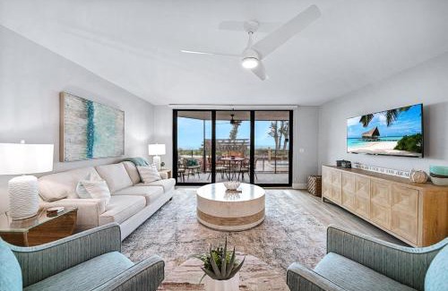 Sanibel House | Pine Cove #102