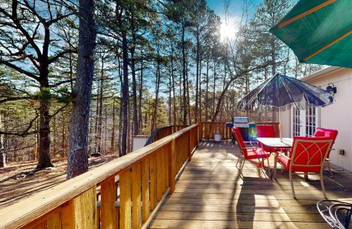 Eureka Springs House | Pine Crest Lodge