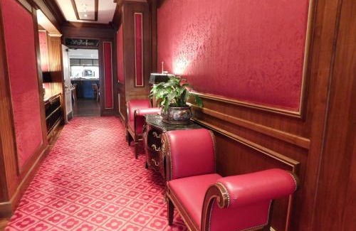 Northwest Carmel Hotel | Pine Inn - Carmel