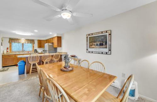North Creek House | Pine Knot 62H - Retreat with Private Play Area