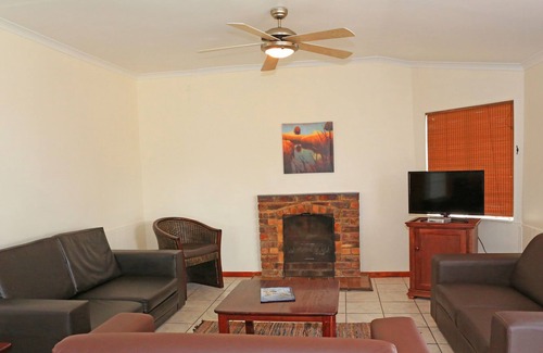 Sedgefield Apartment | Pine Lake Marina