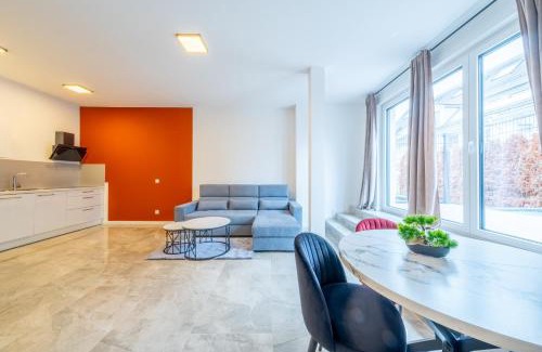 Alt-Moosach Apartment | Pine Living
