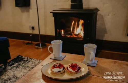 Gosforth House | Pine lodge by Prestige Properties SA