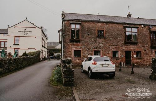 Gosforth House | Pine lodge by Prestige Properties SA