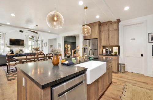 The Village House | Pine meadow village castle #2301