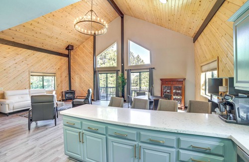 Pine Mountain Club Cabin | Pine Mountain Club Cabin w/A/C & EV Charger