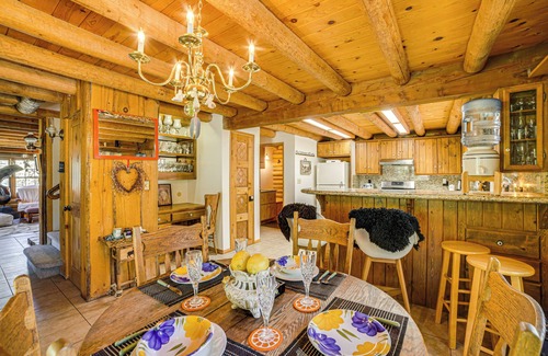 Frazier Park Cabin | Pine Mountain Club Log Cabin w/Resort Amenities!