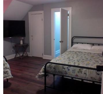Fourmile Bed & Breakfast | Pine Mountain Inn