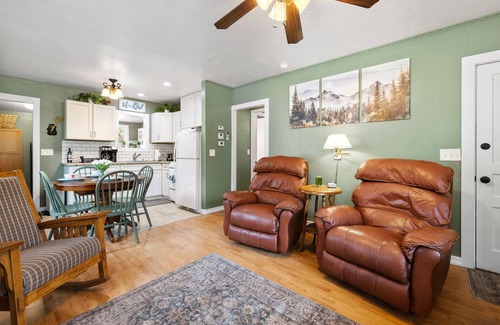 Mountain Club Cabin | Pine Mtn Cabin Vacation Rental | 1-BR in Pine Forest, Prescott | 2Miles from Whisky Row Sleeps 6