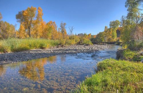 Bayfield House | Pine River Cabin 2 BR Bayfield