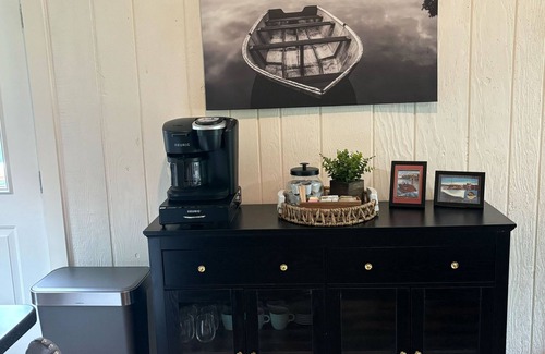 Hessel Cottage | Pine River Cottage -Savor the Summer by the River – A Waterfront Paradise!