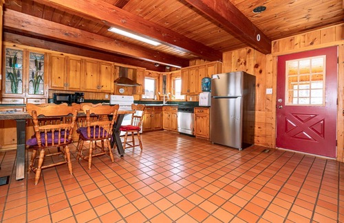 Minden Hills Cottage | Pine Springs Retreat