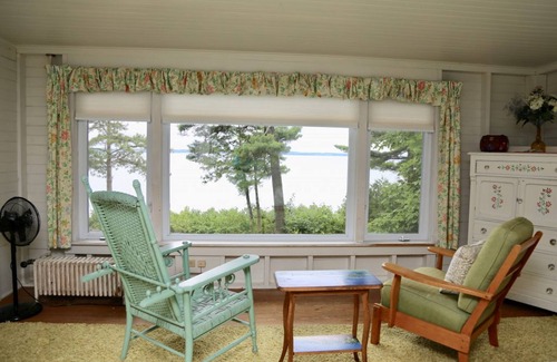 Forest Beach Cottage | Pine Trail Retreat - Cabin, Shared Beach Access