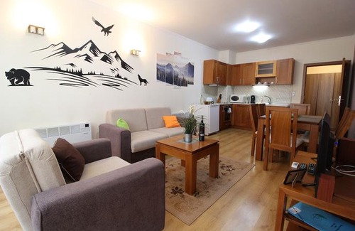 Shiligarnika Apartment | Pine Tree Apartment 2 - B7