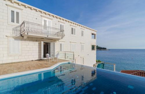 Saplunara Apartment | Pine Tree Boutique Apartments