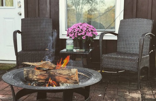 Boss Cottage | Pine Valley at Dillard Mill - Cozy Cottage
