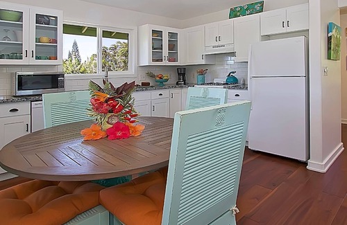 Pauwela Cottage | Pineapple Cottage B&B Vacation Rental Haiku Maui, Lic#BBPH2015/0011