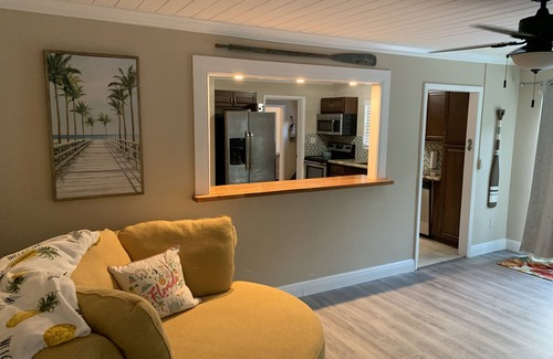 Juno Beach House | Pineapple Cove-Adorable Home W/Private Tropical Pool/close to Beach & Park