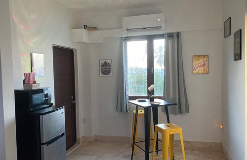 Hato Abajo Bed & Breakfast | Pineapple Express @BednBongExpnn