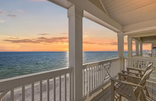 Lower Grand Lagoon House | Pineapple Paradise! 6BR 7BA beachfront house! Private Pool! Grill! Sleeps 16!