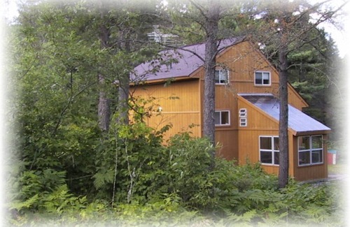 Conover Apartment | Pinecone Place Upper Unit - 3 Bedroom
