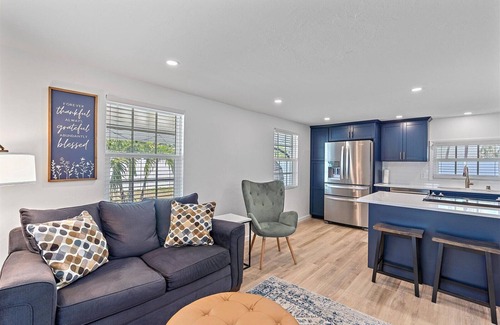 Sarasota Apartment | Pinecraft Paradise ~ Secluded Apt in central SRQ!