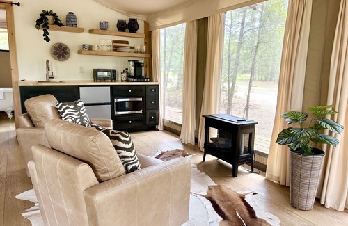 La Grange Cabin | Pinehaven Luxury Glamping