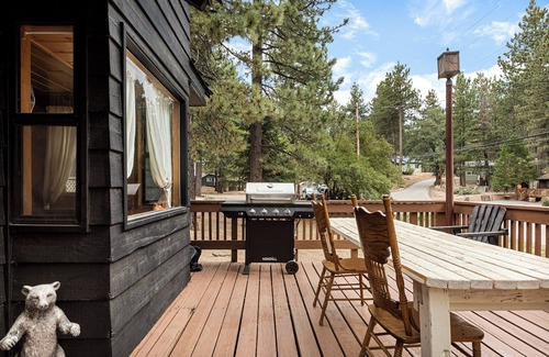 Green Valley Lake Cabin | Pineland Getaway – A Serene Wooded Escape! Private Cabin for 6