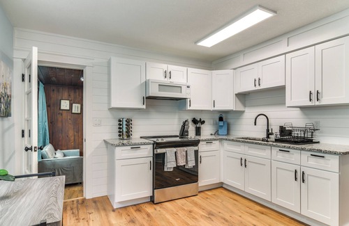 Pinellas Park House | Pinellas Park Home: Swim, Golf, Grill & More!