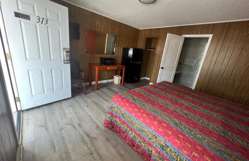 Baxley Hotel | Pinelodge Motel