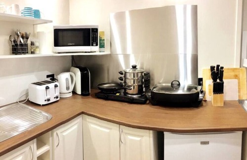 Norlane Apartment | 🔆pineplace🔆bfast,wi-fi,walk2pizza,coffee,liquor