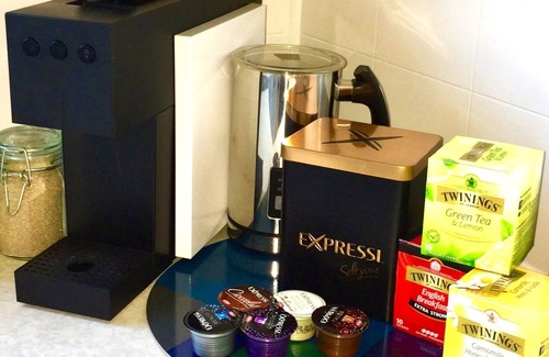 Norlane Apartment | 🔆pineplace🔆bfast,wi-fi,walk2pizza,coffee,liquor