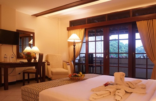Tretes Hotel | Pines Garden Resort