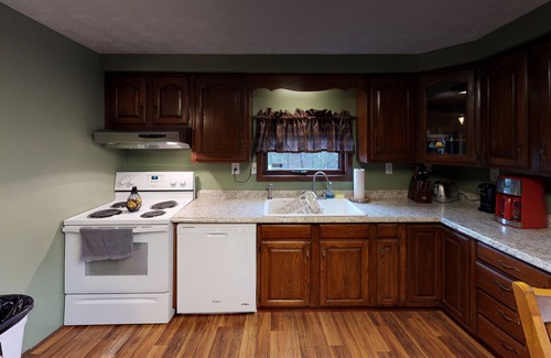 Carbon Hill Cabin | Pines Lodge at Sand Run Lake in WNF, Hocking Hills