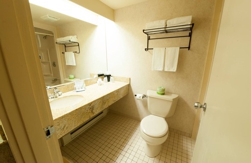 Haliburton Resort | Pinestone Resort & Conference Centre