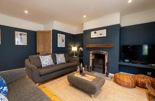 Aldeburgh House | Pinewood - Aldeburgh Coastal Cottages