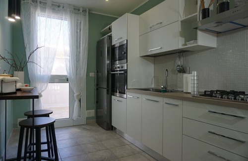 Marina di Mancaversa House | pinewood beach house