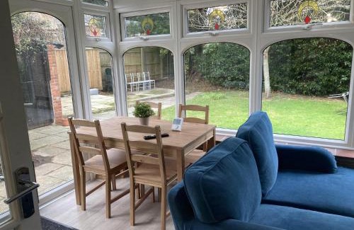 New Forest District House | Pinewood Cottage Self Catering Apartments and studio apartments