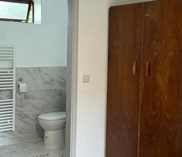 Ibstock Cabin | Pinewood Lodge
