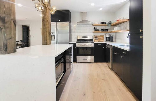 Catskill House | Pinewood Lodge - Luxury Cabin, Kid-Friendly