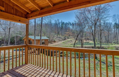 Rutherfordton Cabin | Piney Knob Cabin 15 Min To Lake Lure - 30 Min To Tiec - Hot Tub - Stocked Pond